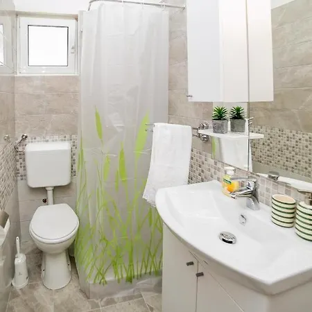Apartman Cvita شقة